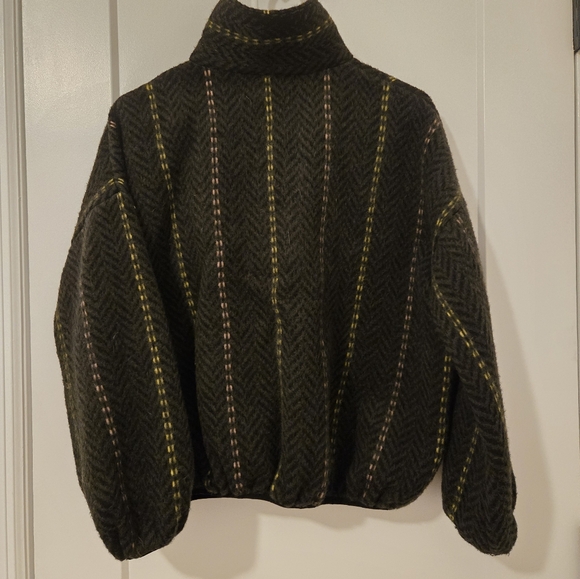 The GREAT. -- The Outlander Pullover -- Moss Creek Chevron Stripe -- Size 1 - Picture 4 of 5